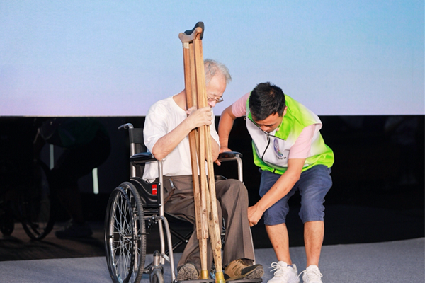 Hangzhou holds skills competition for disabled volunteer workers