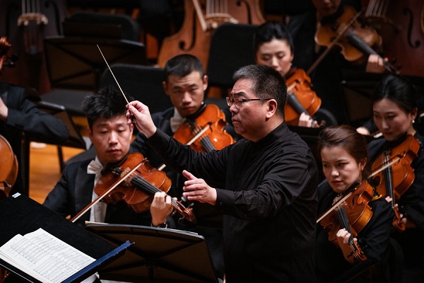 Hangzhou Philharmonic Orchestra celebrates anniversary with stellar performances