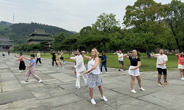 An open China welcomes more foreign tourists