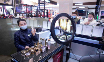 China's consumer market recovering from coronavirus-induced downturn