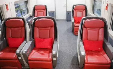 New option of high-speed train seat draws debate